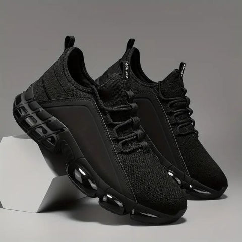 🔥Men’s Lightweight Breathable Low-Top Running Shoes